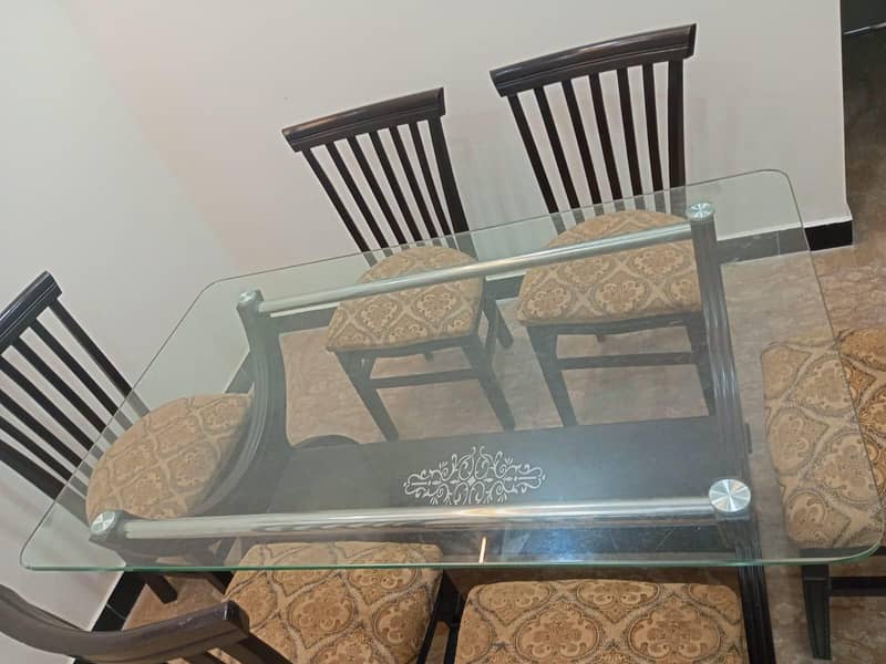 Dining Table and chairs 3
