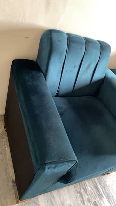Sofa set with puffy