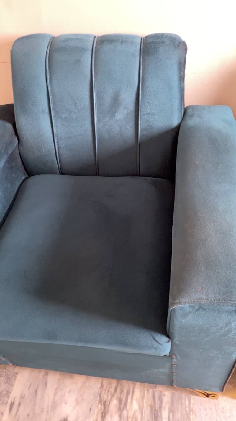 Sofa set with puffy 1