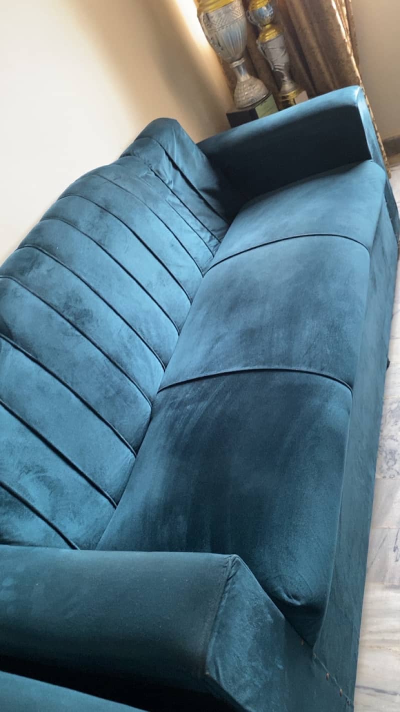 Sofa set with puffy 2
