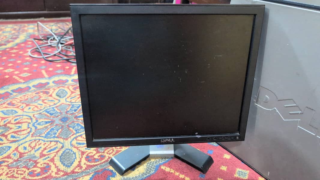 Desktop Computer LCD Keyboard 1