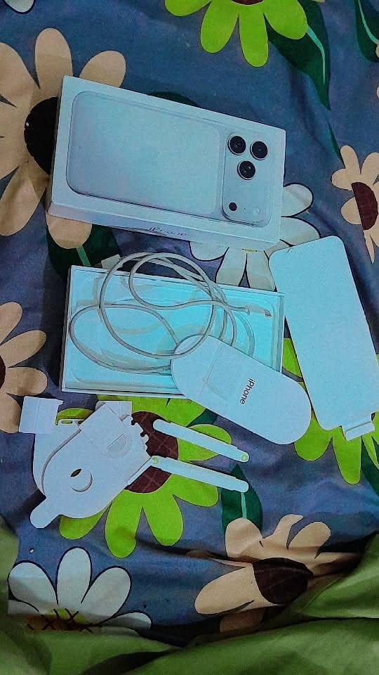 Apple iPhone 17 Pro Max 6