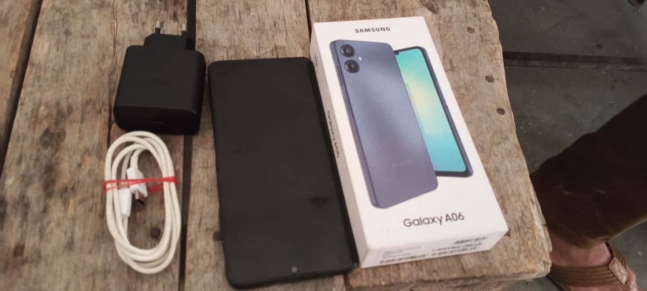OPPO A6 0