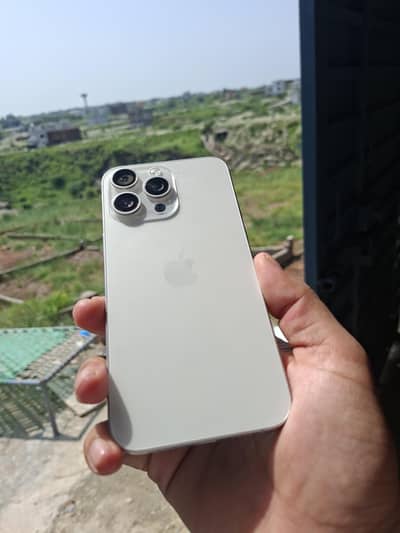Apple iPhone 15 Pro Max