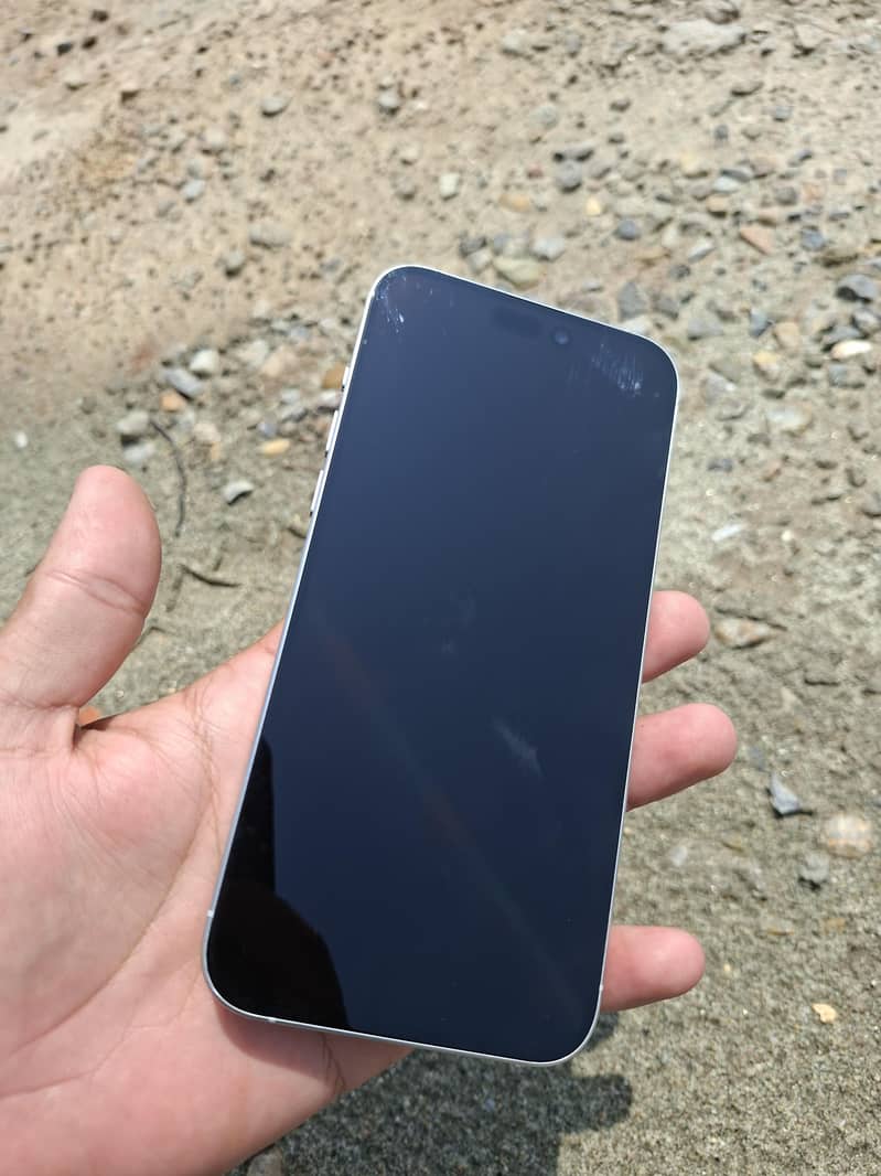 Apple iPhone 15 Pro Max 7