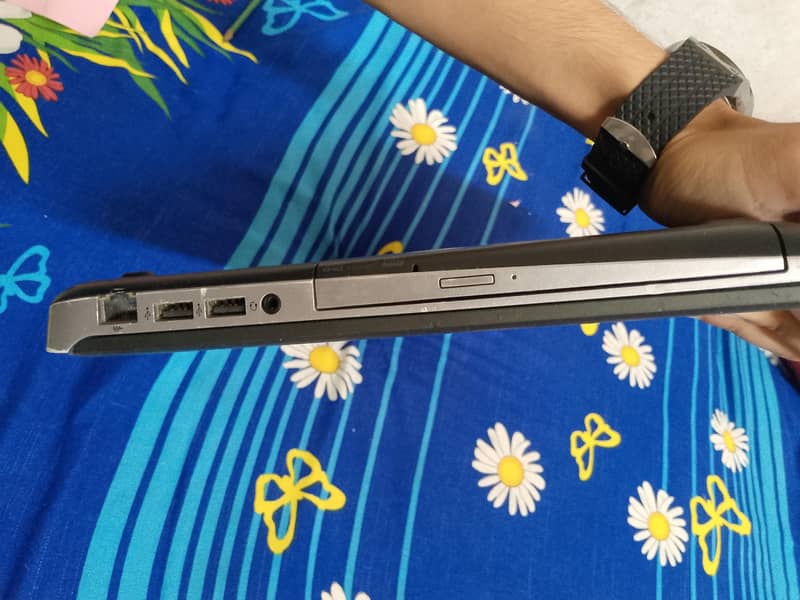 hp pro book 4