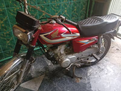 125 Hunda Model 2016 Good Condition