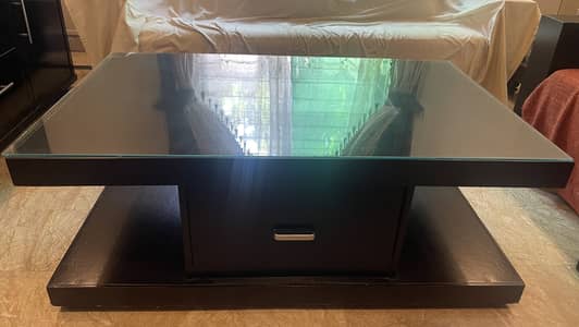 Modern Coffee Table with Glass Top & 2 Drawers – Excellent Condition