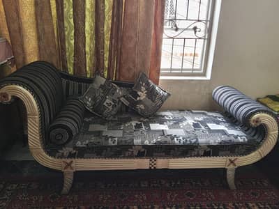 Wooden Frame Diwan Sofa