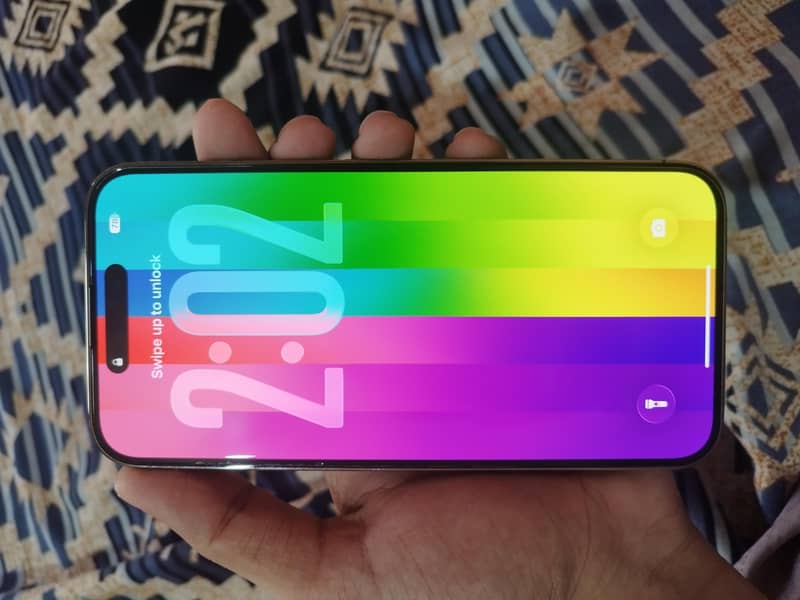 Apple iPhone 14 Pro Max 9