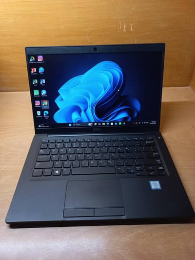 Dell Latitude 7390 | Core i5 8th Gen | 8GB | 256GB SSD