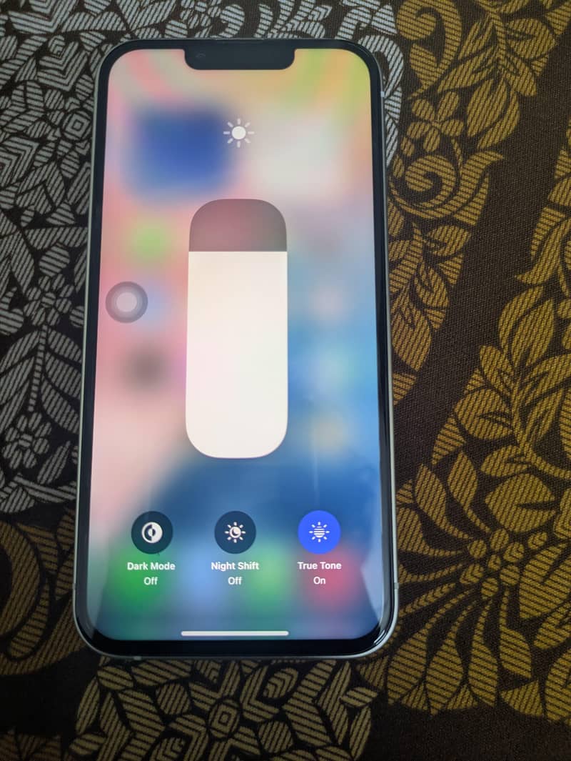 Apple iPhone 13 2