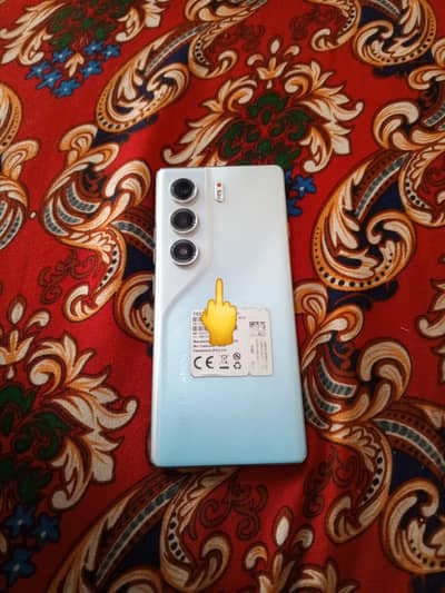 Tecno CAMON 40 Pro