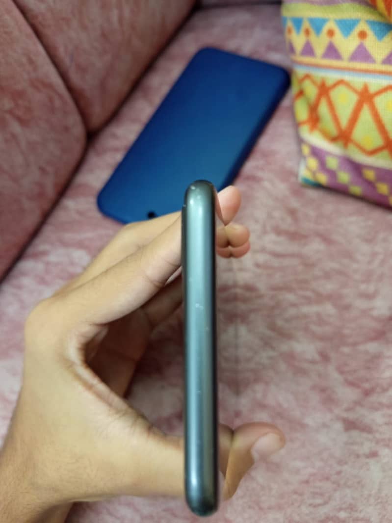 Apple iPhone 8 Plus 1