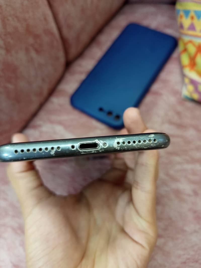 Apple iPhone 8 Plus 2