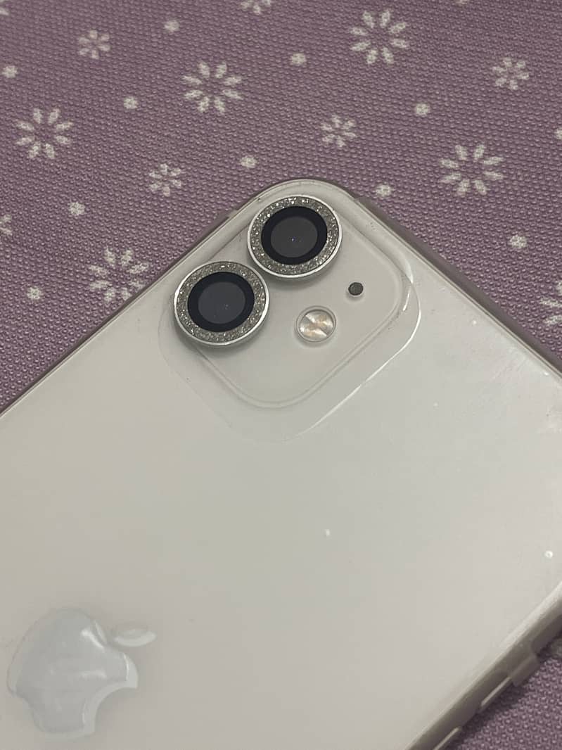 Apple iPhone 11 3