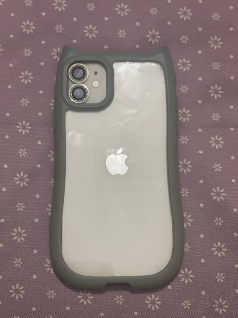 Apple iPhone 11 4
