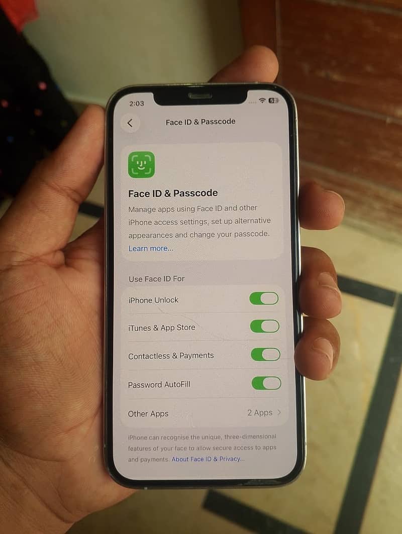 Apple iPhone 12 Pro 8