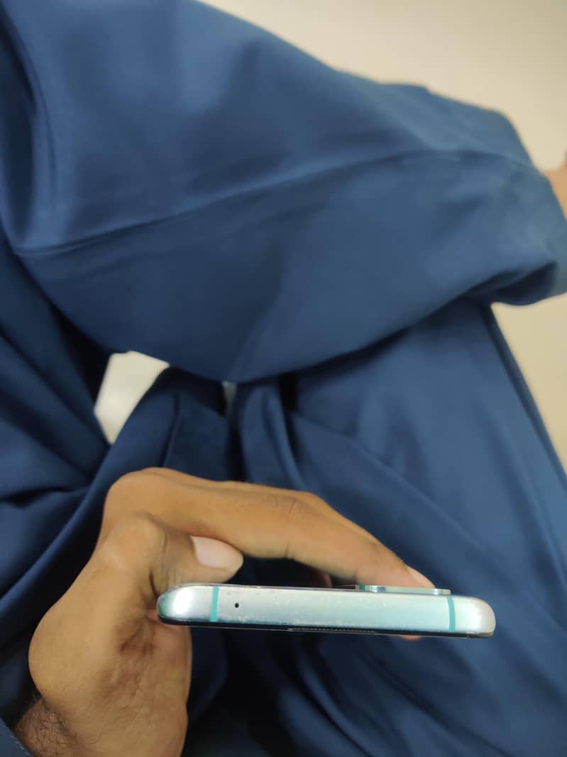 One Plus 8T 5