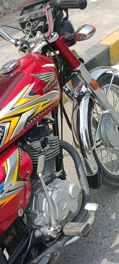 Honda 125 Urgently Selling Bike
