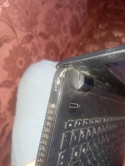 HP laptop Model. . . 15-bs 1xx best in working  with charger  03707763747