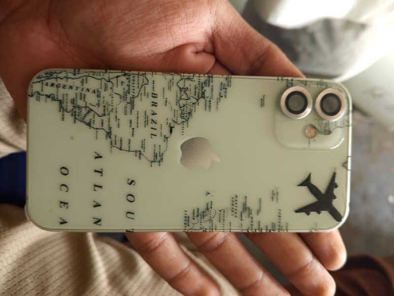 Apple iPhone 12 mini 4