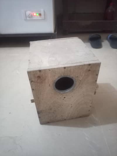 breeding box pure wood