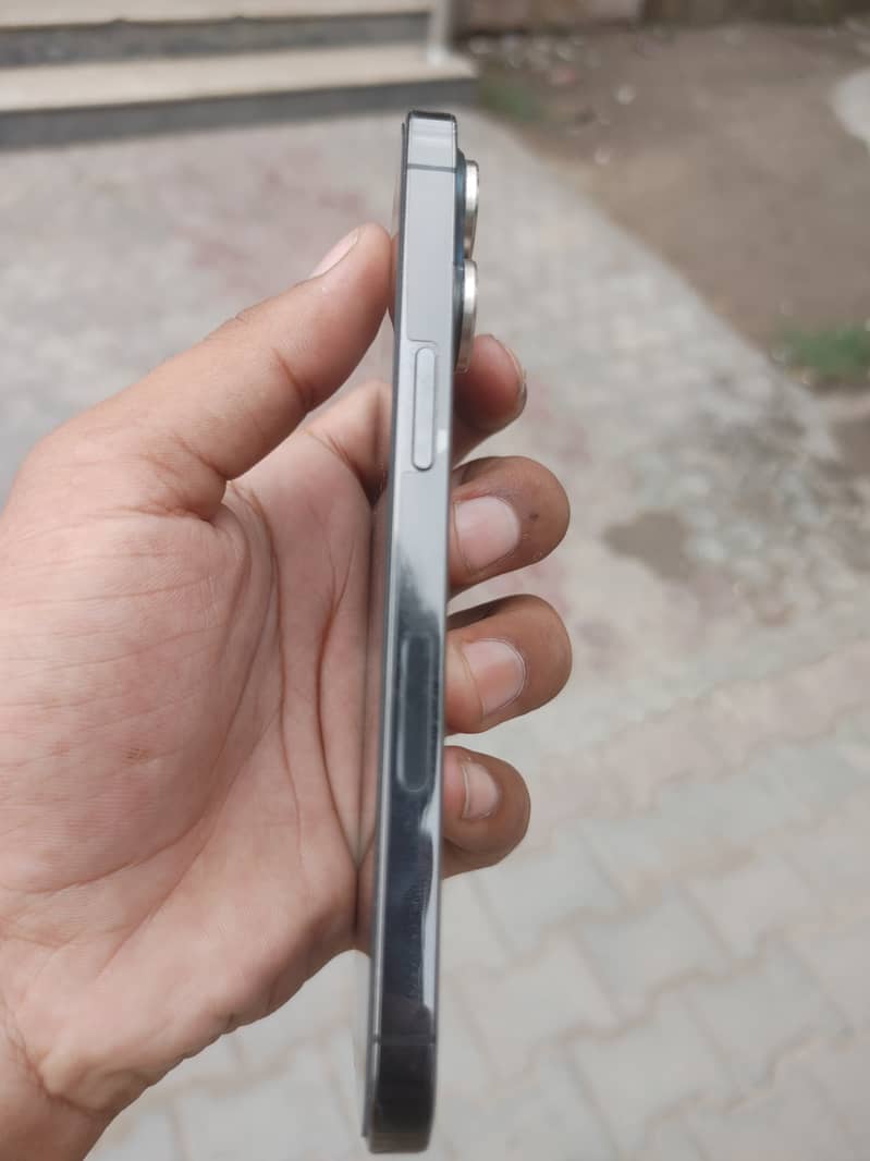 Iphone 13 Pro JV 2
