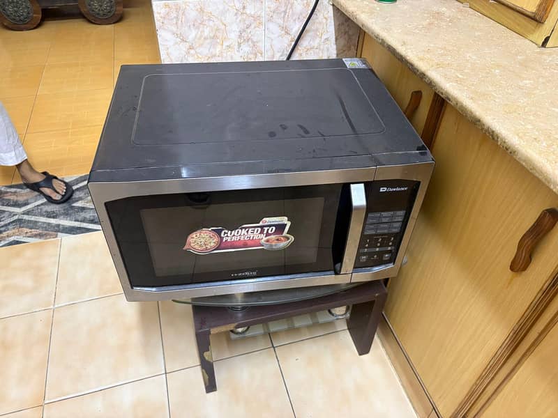 Dawlance Microwave 1