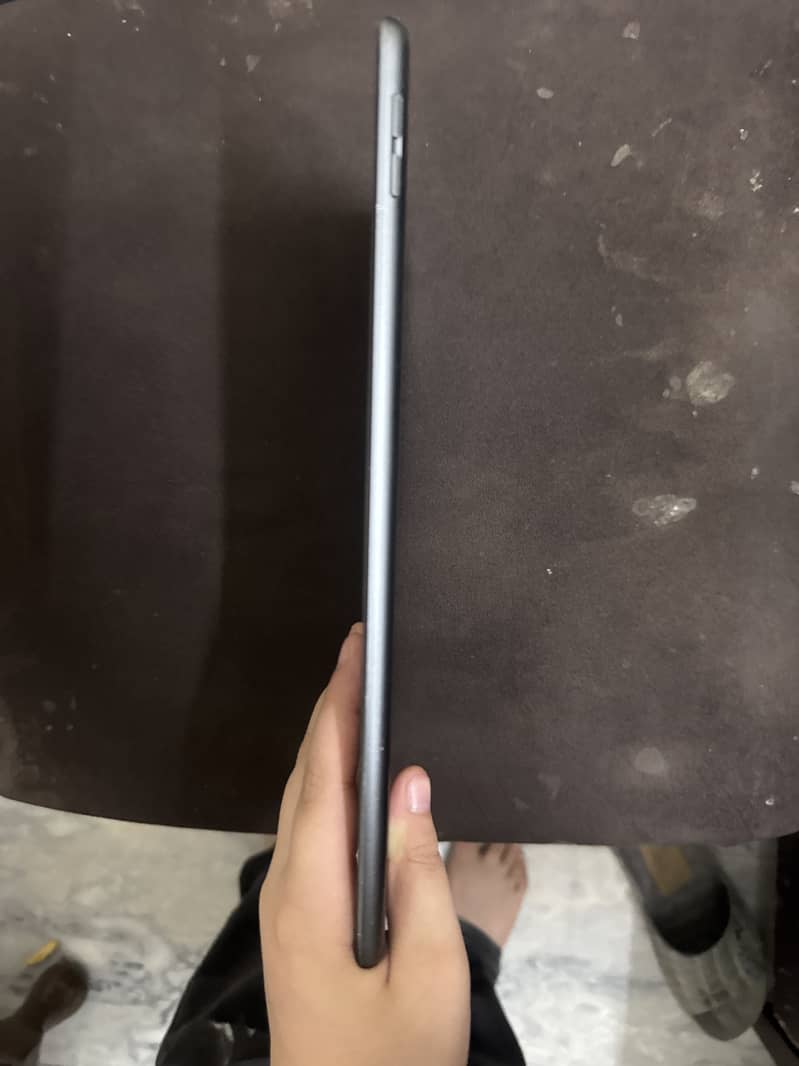 iPad gen 7 1