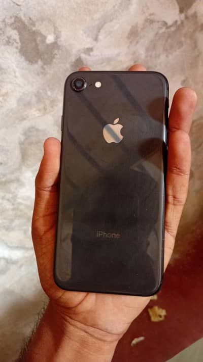 Apple iPhone 8