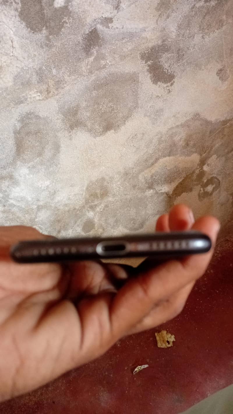 Apple iPhone 8 4