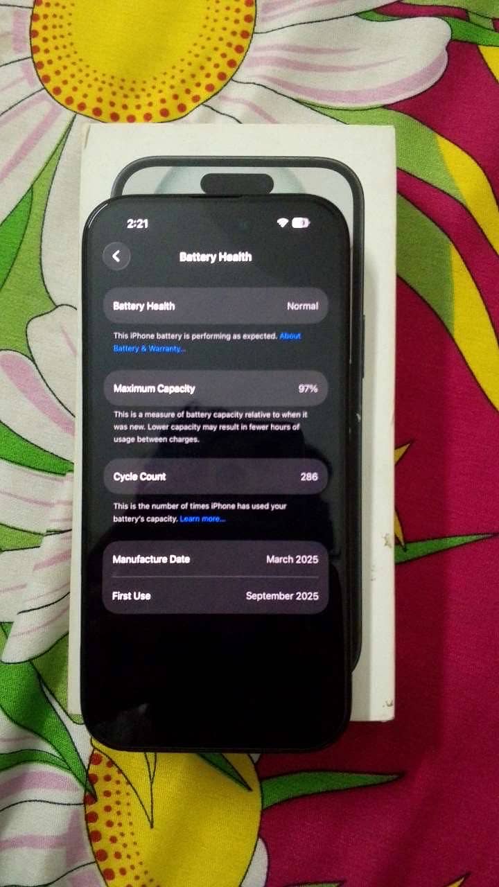 Apple iPhone 15 5