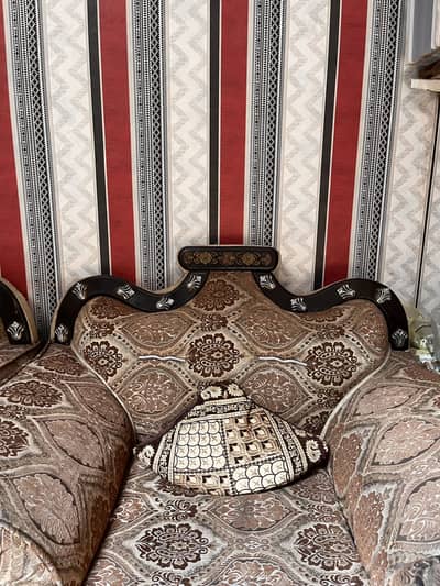 Traditional Wooden Sofa Set – Beautiful Carved Design