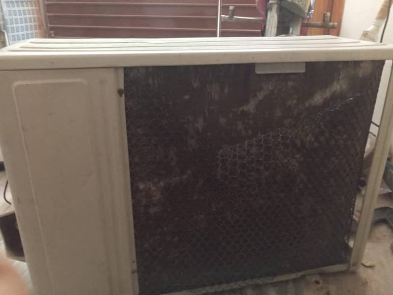 Used Split AC Orient 3
