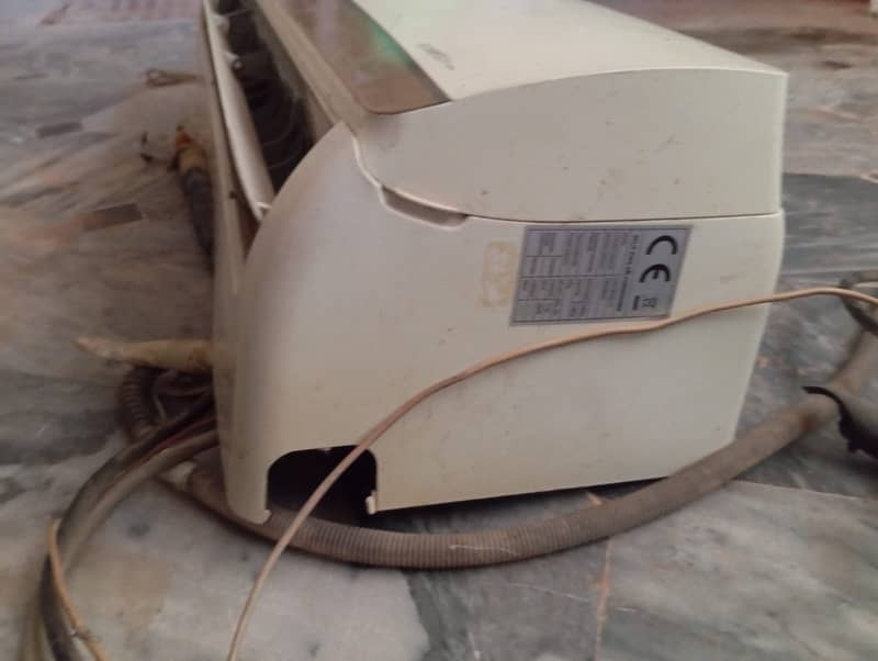 Used Split AC Orient 6