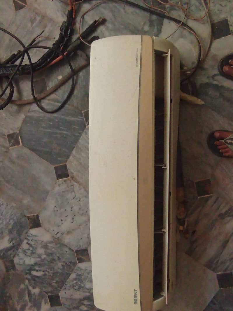 Used Split AC Orient 10
