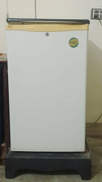 Fridge single door (small size) PEL