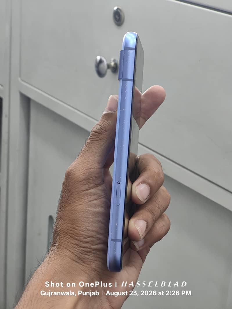 Google Pixel 8a 4