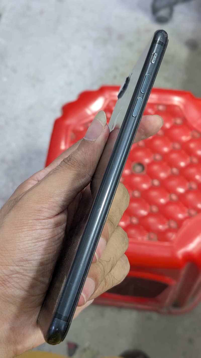 Apple iPhone 7 Plus 3