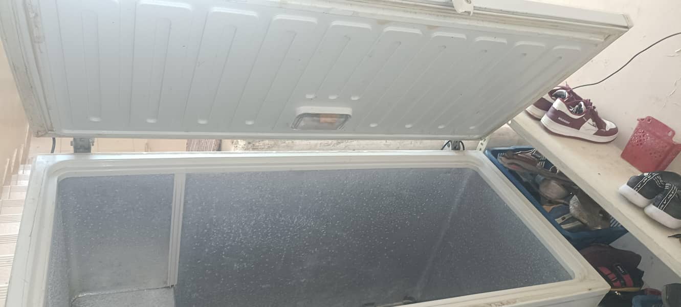 deep freezer single door used condition 2