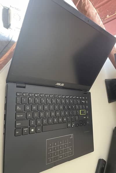 Laptop for Sale - 8th Gen Asus Notebook