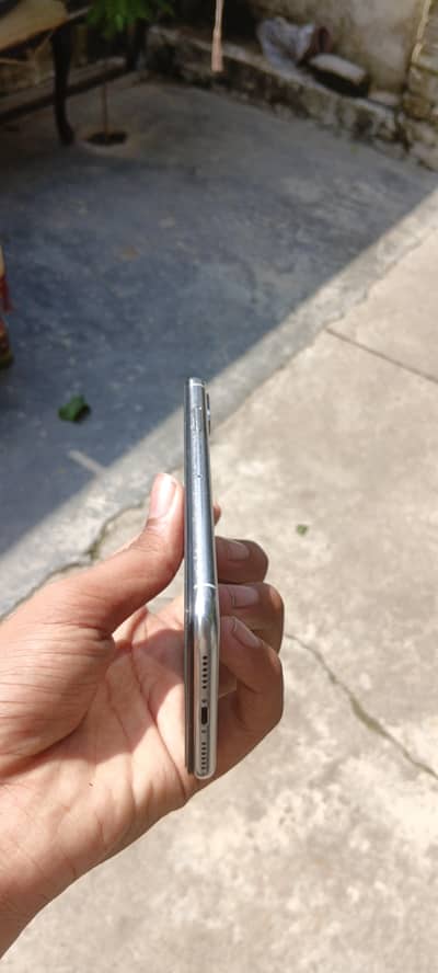 Apple iPhone X