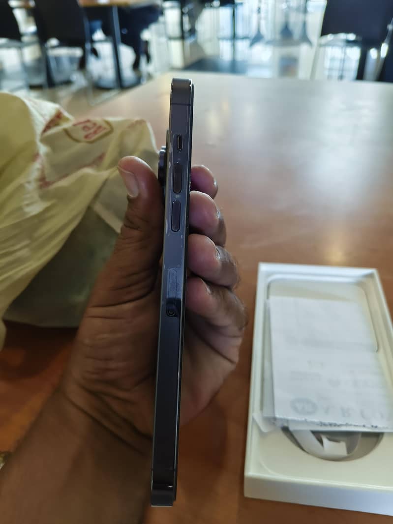 Iphone 14 pro max 2