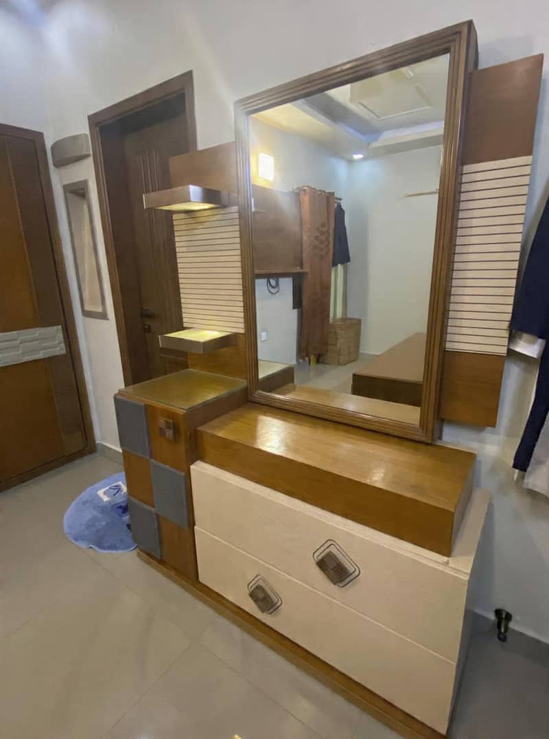 Bed,Side Table & Dressing 1