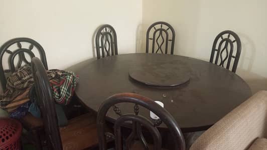 Dining table with 6 chair