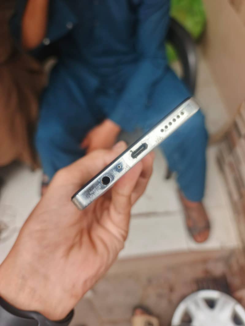 Tecno CAMON 20 4