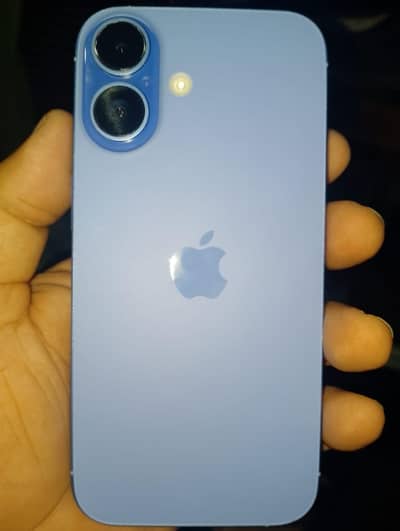 Apple iPhone 16