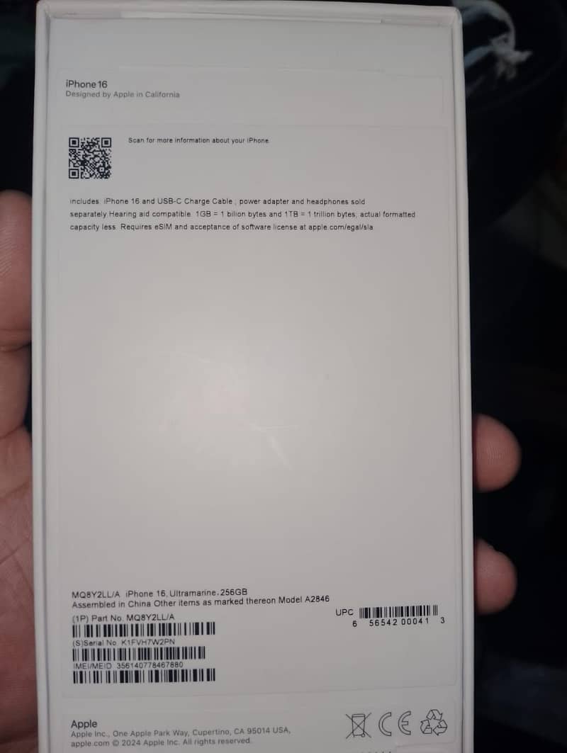 Apple iPhone 16 2