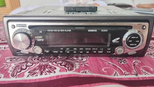 Geepas fm am video cd MP3 Player